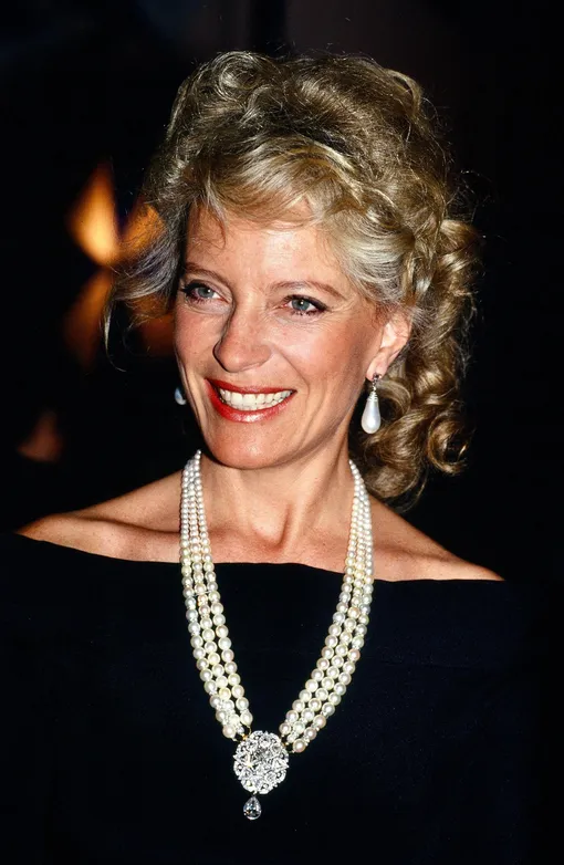 Принцесса Майкл Кентская сломала запястья