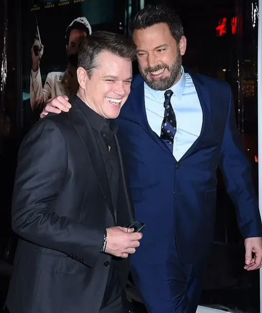 Мэтт Дэймон и Бен Аффлек являются кузенами в десятом поколении Мэтт Дэймон и Бен Аффлек являются кузенами в десятом поколении