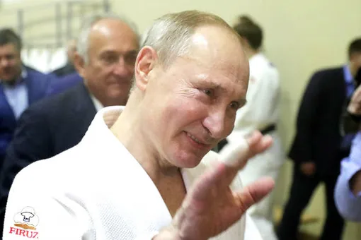 Олимпийский чемпион травмировал Владимира Путина в Сочи Олимпийский чемпион травмировал Владимира Путина в Сочи