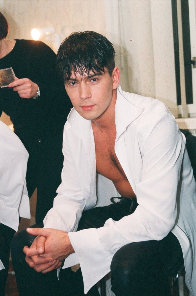 Автокөліктің капотындағы секс: позициялар Жігіттер жыныстық қатынас кезінде ауырсынуды сезінеді