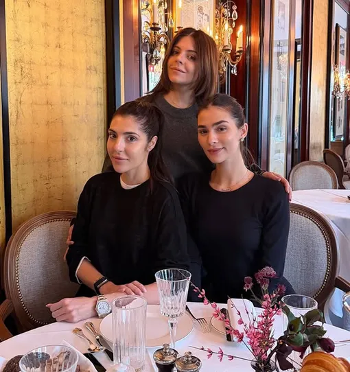 Дочери Веры Глаголевой