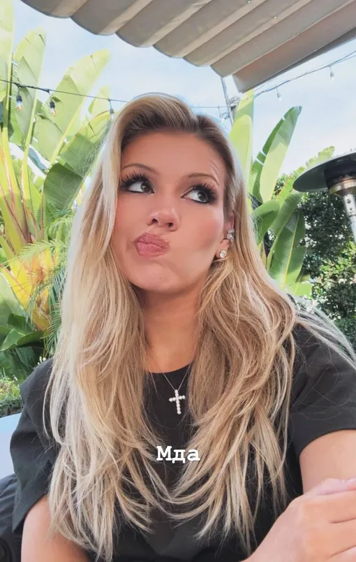 Люся Чеботина отдыхает за границей Люся Чеботина отдыхает за границей