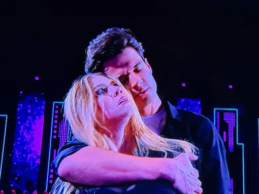 Александра Трусова и Иван Жвакин станцевали под песню «Запомни этот миг»