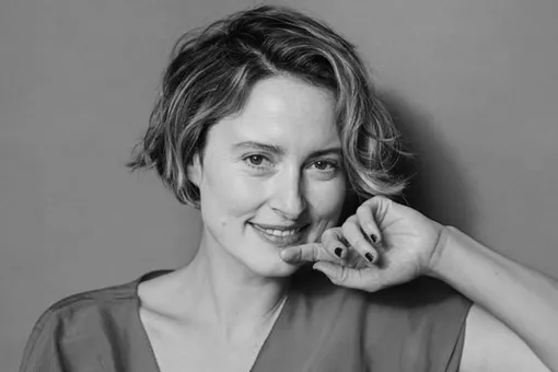 Погибла после столкновения велосипеда с автомобилем 41-летняя актриса фильмов «Клео» и «Няня» Ванда Пердельвиц Погибла после столкновения велосипеда с автомобилем 41-летняя актриса фильмов «Клео» и «Няня» Ванда Пердельвиц