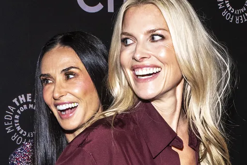 Деми Мур в мини-платье и Али Лартер в наряде без бюстгальтера появились на ковровой дорожке