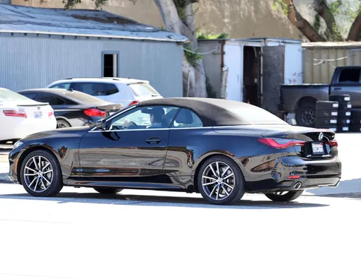 Кабриолет Бритни Спирс отогнали на штрафстоянку