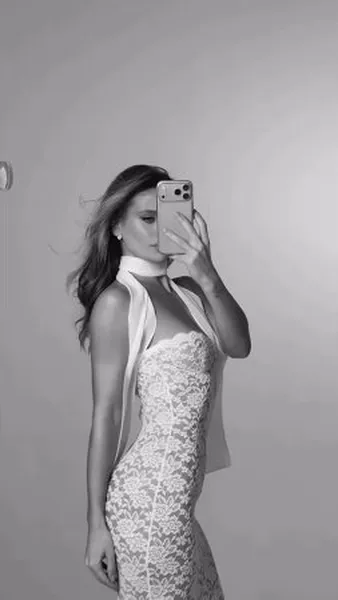 Нажми и смотри