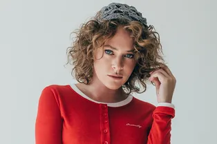 Получившая условный срок Аглая Тарасова зажигательно танцевала на вечеринке Иды Галич