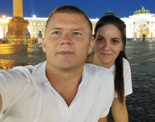 Александр Порошин с женой в Санкт-Петербурге Александр Порошин с женой в Санкт-Петербурге
