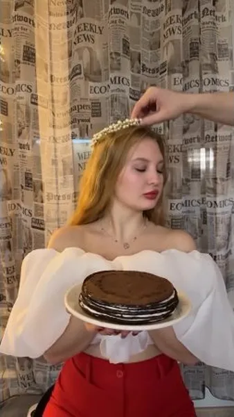 Нажми и смотри