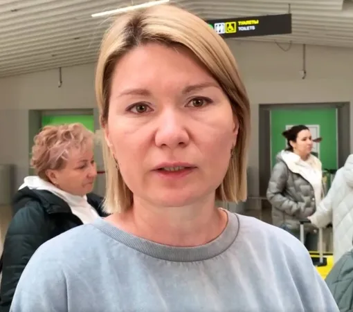 Кристина Валиуллина в аэропорту Кристина Валиуллина в аэропорту