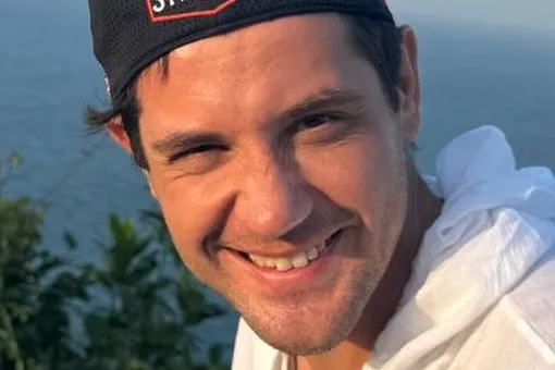 «Нельзя забывать о честности»: Марк Богатырев после развода с Татьяной Арнтгольц улетел из России «Нельзя забывать о честности»: Марк Богатырев после развода с Татьяной Арнтгольц улетел из России