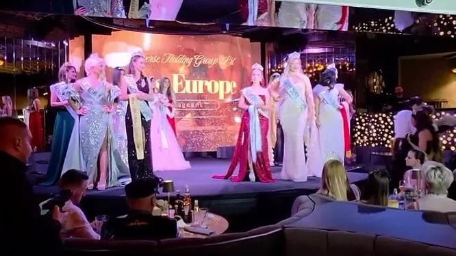 Нажми и смотри