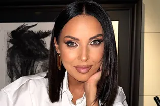 «Я ничего не боюсь. Сейчас это тренд года»: Алсу после преображения появилась на публике