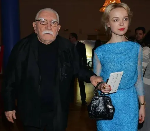 Армен Джигарханян и Виталина Цымбалюк-Романовская