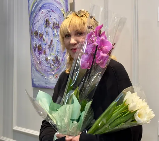 Елена Яковлева позволила сыну сделать первую татуировку Елена Яковлева позволила сыну сделать первую татуировку