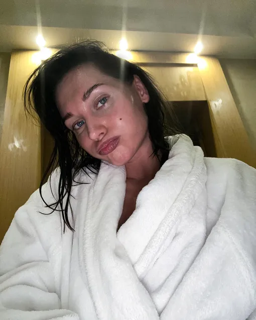 Звезда намекнула, что с ней была неожиданная компания