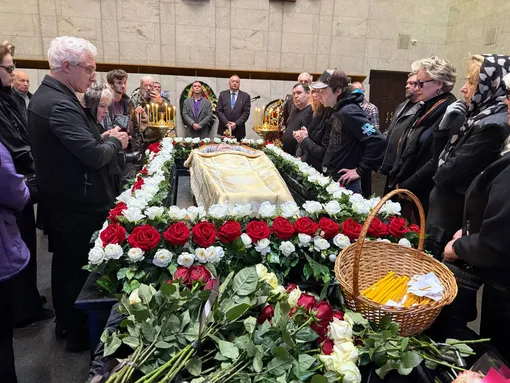 На прощании с Александром Кузьминым