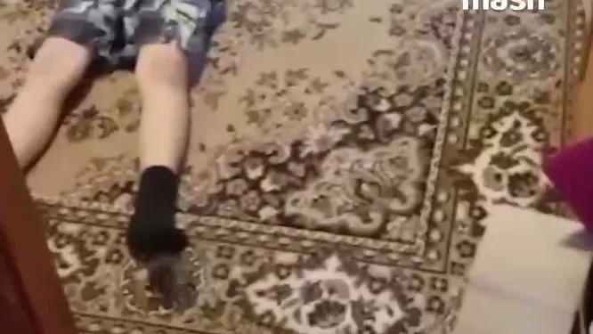 Нажми и смотри