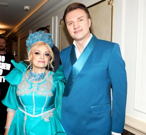 Личную жизнь своего сына Григория Надежда Кадышева не комментирует Надежда Кадышева биография