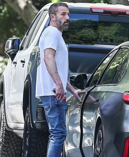 Бен Аффлек приехал к бывшей жене и детям