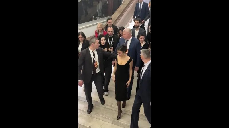 Нажми и смотри Нажми и смотри