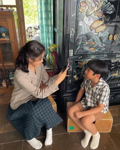 IU активно снимается и выпускает новую музыку IU активно снимается и выпускает новую музыку