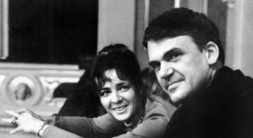 Супруги Вера и Милан Кундера Супруги Вера и Милан Кундера