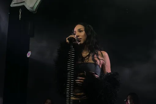 16 ноября в Москве состоялся первый сольный концерт Alisha 16 ноября в Москве состоялся первый сольный концерт Alisha