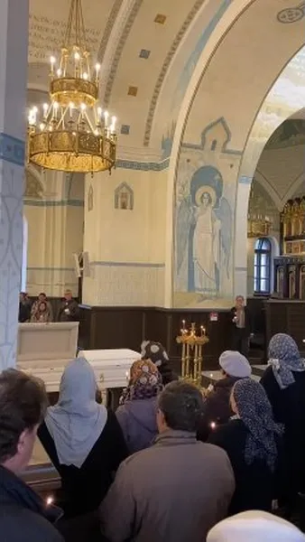 Нажми и смотри