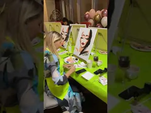 Нажми и смотри