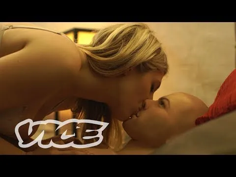 Нажми и смотри