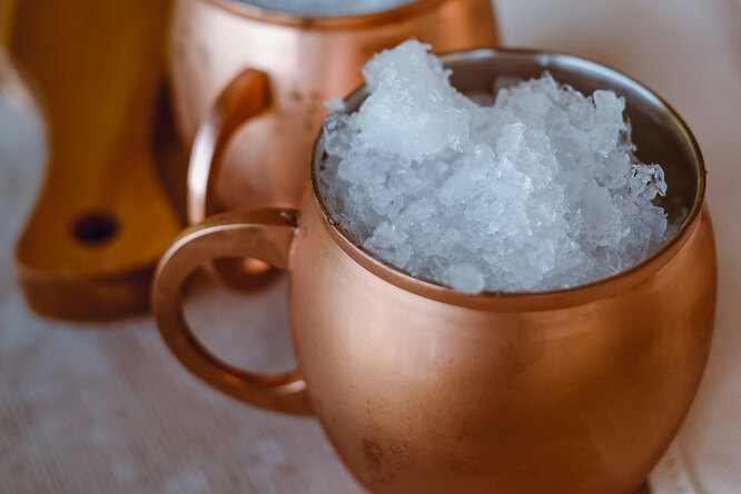 surfaces that can be damaged when using baking soda for cleaning