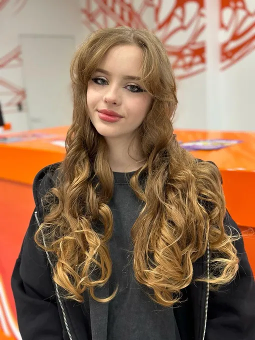 Сейчас Анне 15 лет