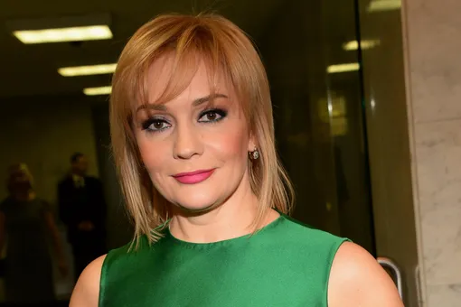 «Попала маникюрными ножницами в вену»: Татьяна Буланова нечаянно ранила себя «Попала маникюрными ножницами в вену»: Татьяна Буланова нечаянно ранила себя