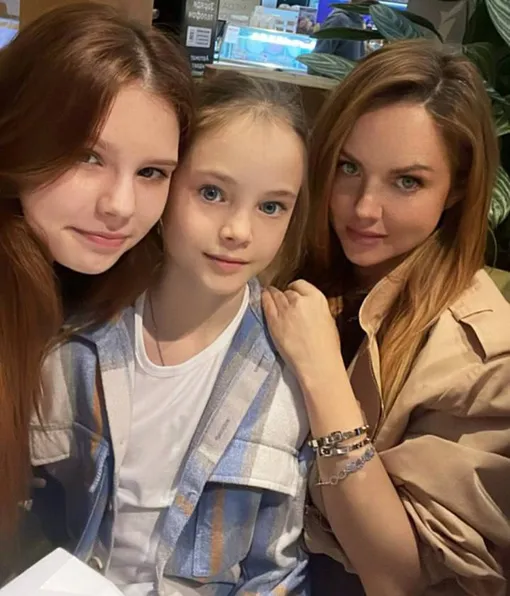 МакSим воспитывает двух дочерей МакSим воспитывает двух дочерей