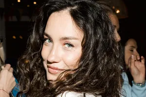 «Самое больное место. Ощущения острые»: Виктория Дайнеко показала, как сводит тату под грудью «Самое больное место. Ощущения острые»: Виктория Дайнеко показала, как сводит тату под грудью