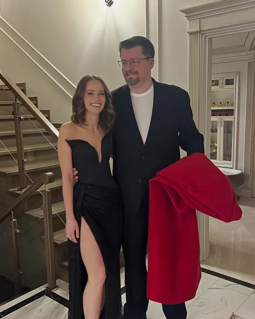 Катерина Ковальчук поздравила Гарика Харламова Катерина Ковальчук поздравила Гарика Харламова