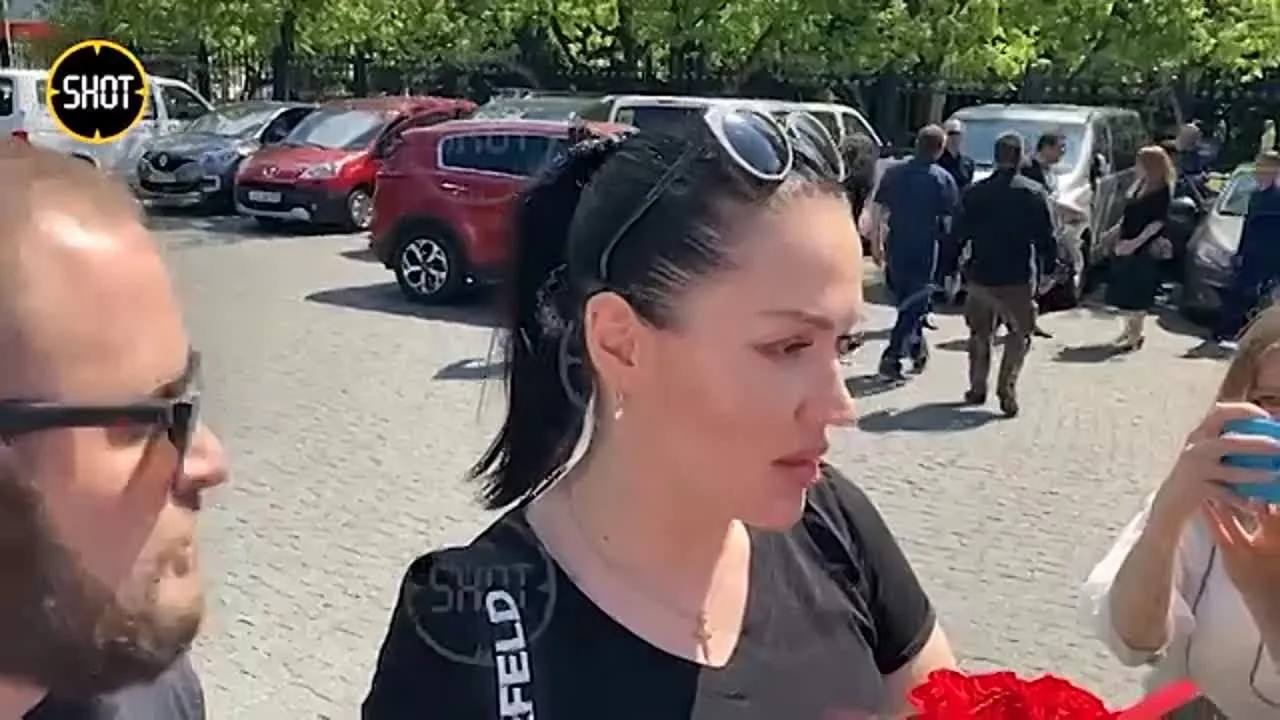 Нажми и смотри Нажми и смотри