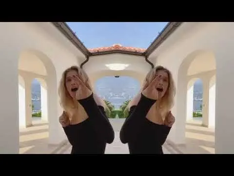 Нажми и смотри