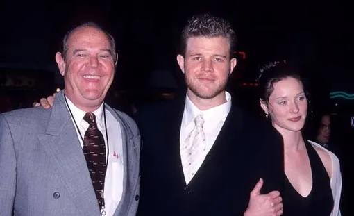 Рик Херст с сыном Райаном и его женой Молли. Лос-Анджелес, 2022 г.