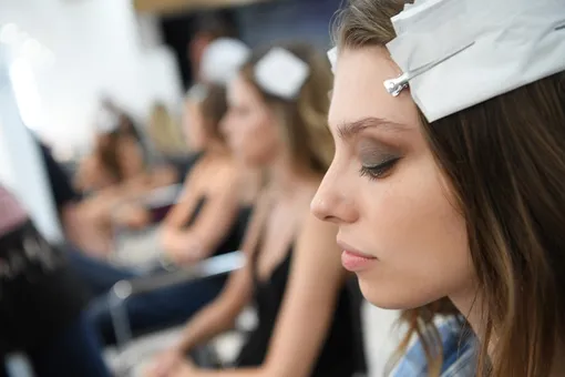 Falconeri с размахом презентовали новую осенне-зимнюю коллекцию 2016-2017 Falconeri с размахом презентовали новую осенне-зимнюю коллекцию 2016-2017