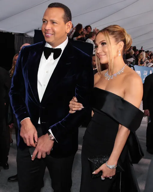 Влюбленные выглядели очень счастливыми