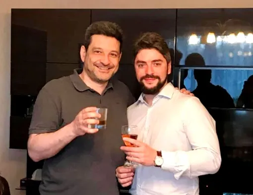 Максим Моргунов (слева) с братом