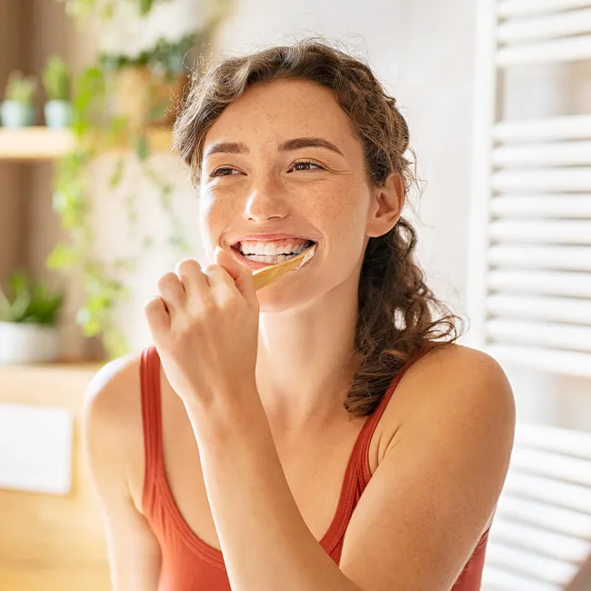 Эстетическая стоматология без жертв: какие методы отбеливания действительно работают