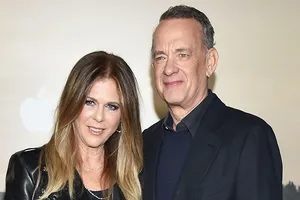 «Я была на волосок от смерти»: Рита Уилсона рассказала о двух просьбах к Тому Хэнксу во время борьбы с раком