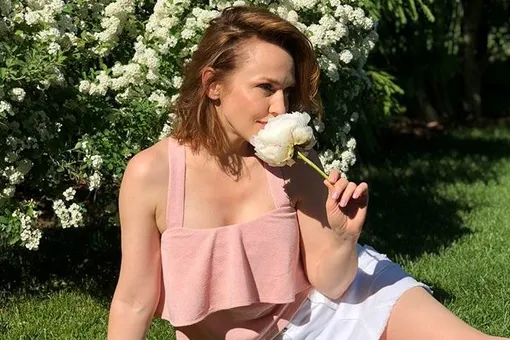 Альбина Джанабаева показала свои чувства от потери и разлуки в клипе «Хочешь» Альбина Джанабаева показала свои чувства от потери и разлуки в клипе «Хочешь»