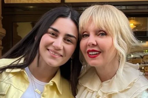 «Лизочка, ты не по годам мудрая»: певица Валерия обратилась к внебрачной дочери Иосифа Пригожина по важному поводу «Лизочка, ты не по годам мудрая»: певица Валерия обратилась к внебрачной дочери Иосифа Пригожина по важному поводу