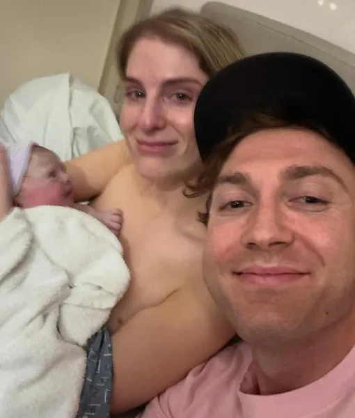 Меган Трейнор с актером Дэрилом Сабарой в третий раз стали родителями