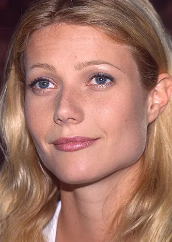 Светлым от природы бровям Гвинет Пэлтроу... брови звезд